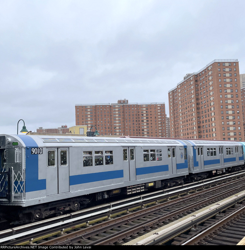 NYTM Holiday train 